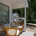 Сasa de vacaciones Off White